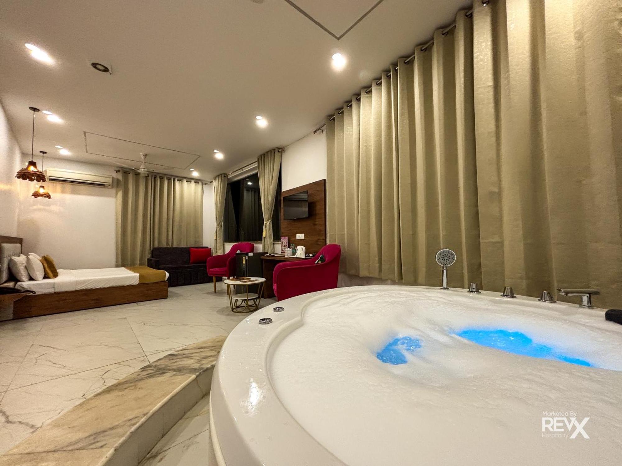 The Neeraj River Forest Resort Ayurvedic Wellness Center Rishīkesh Εξωτερικό φωτογραφία
